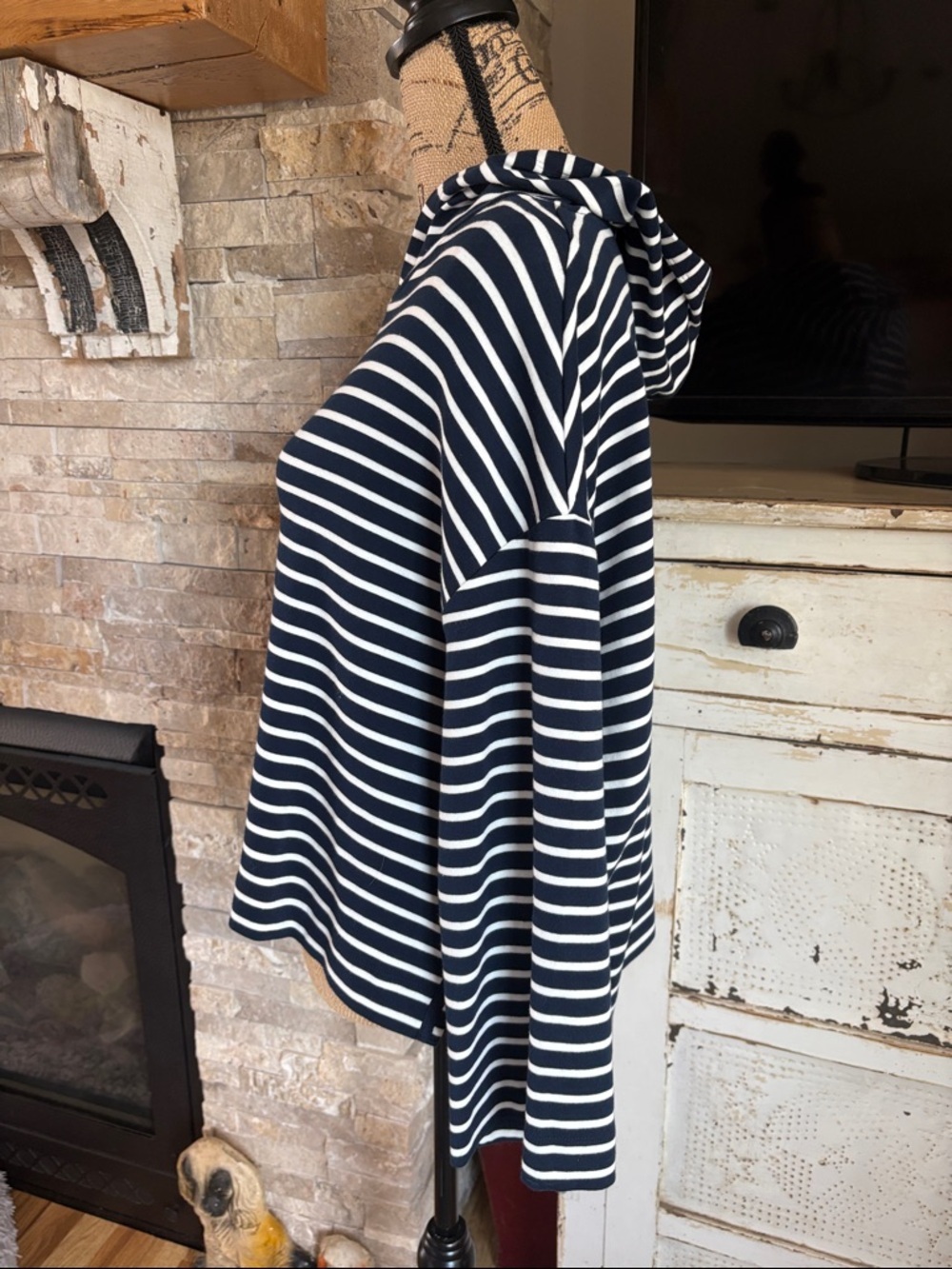 Evereve Mia blue and white stripe hoodie 3/4 sleeve slight crop drop shoulder - Picture 12 of 16